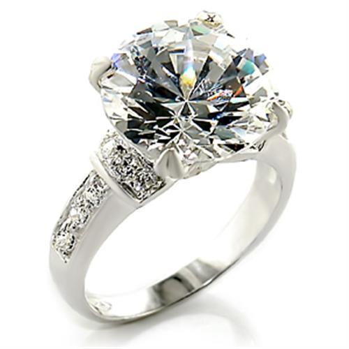 JCE706 High-Polished 925 Sterling Silver Ring with AAA Grade CZ in Clear