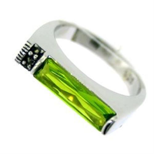 JCEAS722 Rhodium 925 Sterling Silver Ring with Synthetic Synthetic Glass in Peridot